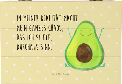 Produktbild von Mr. & Mrs. Panda Box Avocado Glücklich 22 x 15 cm - Gelb Pastell - Geschenk, Kiste mit Deckel, Schatzkiste, Truhe, Geschenkbox, Freude, Verrückt, fotobox, Chaos
