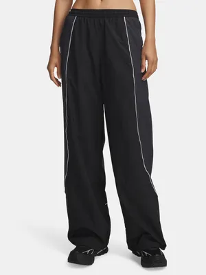 Produktbild von Under Armour Damen-Sporthose Unstoppable Wvn Wind Pnt MD
