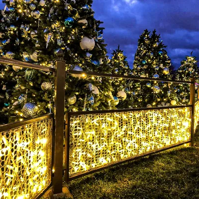 Obrázek produktu pro LED řetěz, síťová dekorace, 4,5 x 1,6 m, 300 LED, teplá bílá, IP44, 8 režimů s pamětí, pro venkovní použití, vánoční dekorace