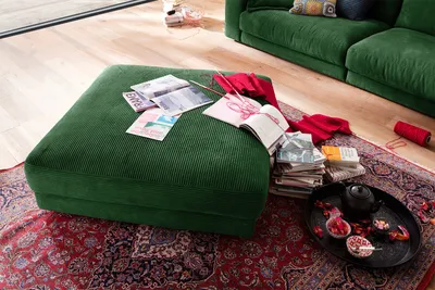 Produktbild von KAWOLA Big Hocker MADELINE Polsterhocker Cord smaragd