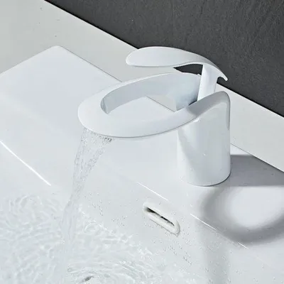 Produktbild von Badezimmerarmatur - Wasserfall-Design - für Wasbecken und Waschbecken