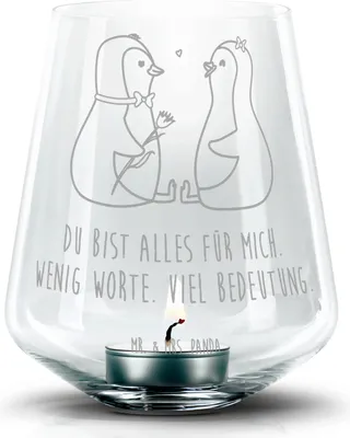 Produktbild von Mr. & Mrs. Panda Teelichthalter Pinguin Pärchen - Transparent - Geschenk, Hochzeitstag, Glas Windlicht, Laterne, Hochzeitsgeschenk, Kerzenhalter, Liebe, Hochzeit, gravur