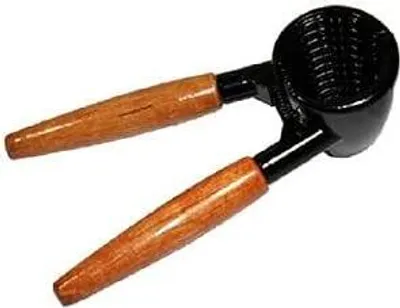 Produktbild von Robuster Nussknacker und Sektzange aus massivem Holz, 18 cm, Profi-Qualität