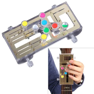 Zdjęcie produktu dla System nauki gry na gitarze – narzędzie do ćwiczenia akordów – 6 uniwersalnych akordów – przeznaczone do gitar akustycznych – materiał: ABS – wymiary: 14 x 8 x 5 cm – narzędzie do nauki gry na gitarze