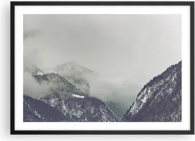 Produktbild von Gerahmtes Poster - Schwarzer Rahmen - Berge Wald Nebel - 70x50 cm - Wand Bild - Wanddeko - Wandbilder - Kunstposter - Wandposter - Bilderrahmen - Bilder - Kunstdruck - Wandbild - P2BAA70x50-4270