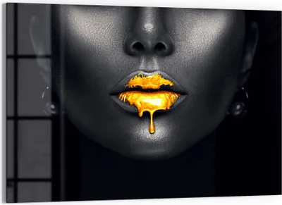 Produktbild von DEQORI Glasbild Echtglas 90x60 cm 'Goldbedeckte Lippen' Wandbild Bild modern Deko