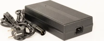 Produktbild von Akku Ladegerät 67,2V 4A XLR 3Pin für 60V Lithium-Ion Akkus Scooter E-Bike Ebike