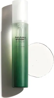Zdjęcie produktu dla Haruharu Wonder Nawilżająca mgiełka do twarzy z ekstraktem z czarnego bambusa, 150 ml