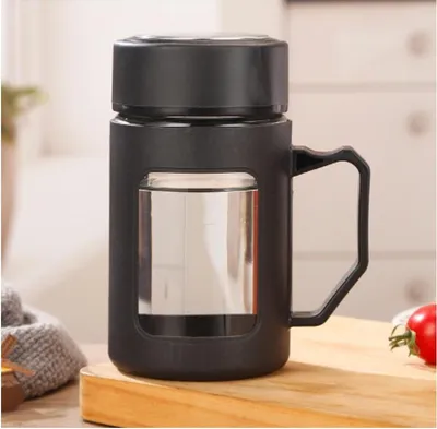 Zdjęcie produktu dla Szklana butelka z uchwytem BREW 500 ml, czarna