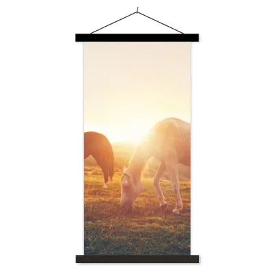 Produktbild von MuchoWow® Textilposter Pferde - Sonne - Tiere 90x180 cm mit schwarzem Rahmen - Dekoration Wohnzimmer