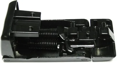 Immagine prodotto di Guida a rulli per porta scorrevole centro destra per Mercedes T1 BUS 207-410 MB100