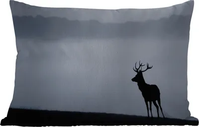 Produktbild von MuchoWow® Outdoor Kissen - Hirsch - Nebel - Silhouette - 60x40 cm - Wetterfest - Lounge Kissen - Zierkissen - Kissen für Innenräume