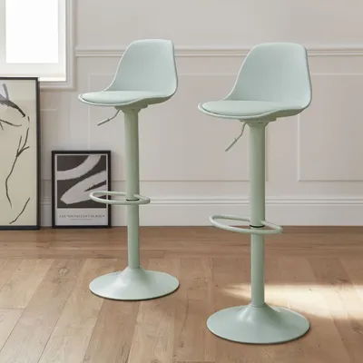 Produktbild von sweeek - 2er Set verstellbare Barhocker mit Sitzbezug aus Kunstleder - Seladon Grün