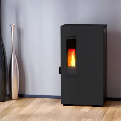 Immagine prodotto di Stufa a pellet in acciaio 5,5 Kw A+ con raccordo uscita fumi posteriore o superiore Queen Slim 5 - Nera