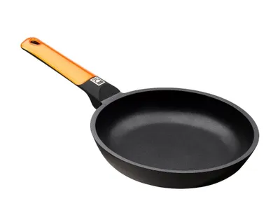 Produktbild von BRA Efficient Orange | 26 cm Bratpfanne, Aluminiumguss mit Platinum Plus Antihaftbeschichtung, flach, induktionsgeeignet