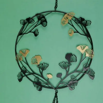 Produktbild von Fensterdekoration Ginkgoblat - Deko Fensterhänger - Hängedeko für Fenster - Wintergarten - Metall 18 cm Durchmesser - schwarz Gold