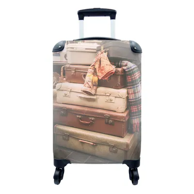 Produktbild von MuchoWow® Koffer Handgepäck Trolley Rollkoffer Kleine Reisekoffer mit 4 Rollen - Reisekoffer - Retro - Braun - Cabin Size < 55x40x23 cm & 55x40x20 cm - Fotokoffer - Kabinenkoffer - Boardgepäck - Reise-Box - Reisekoffer - Reisegepäck - Koffer mit Bild - Trolley für Kinder