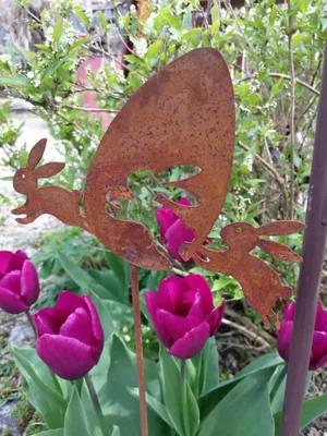 Immagine prodotto di Uovo da giardino in acciaio inox con coniglio