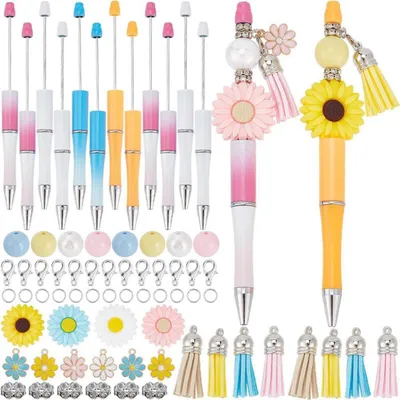 Immagine prodotto di Kit per creare gioielli con perline a forma di fiori, composto da 108 pezzi, con perline in silicone e ciondoli, ideale per insegnanti e studenti