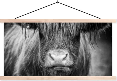 Produktbild von MuchoWow® Textilposter Schottisches Hochlandrind - Kuh - Schwarz - Weiß - Tiere 120x60 cm mit holzfarbenen Rahmen - Klemmleiste