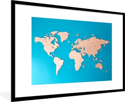 Produktbild von MuchoWow® MuchoWow® Gerahmtes Poster Weltkarte - Holzfarbe - Blau 90x60 cm - Poster mit zchwarzem Bilderrahmen - Wanddekoration - Fotos