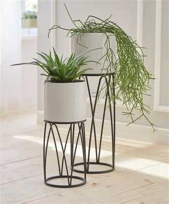 Produktbild von 2x Übertopf "Retro" mit Metallgestell, schwarz und Pflanztopf in creme, Pflanzgefäß, Blumentopf, Pflanzkübel, Blumentopfständer