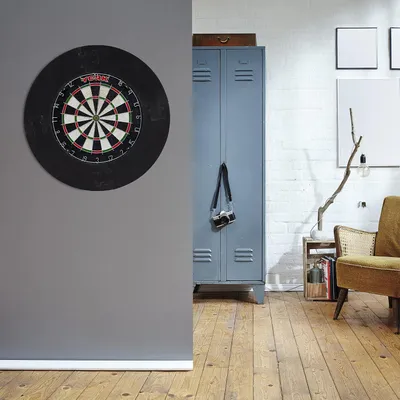 Produktbild von Famanu Surroundring für Dartboard - 4-teilig - Wand- und Pfeilschutz - EVA - Ø 72 cm - Rot
