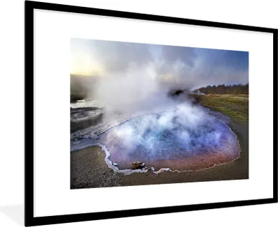 Produktbild von MuchoWow® Gerahmtes Poster Buntes Wasser am Geysir in Island 90x60 cm - Poster mit Schwarzem Bilderrahmen Wandposter Rahmen Foto Bilder - Wanddekoration - Fotos