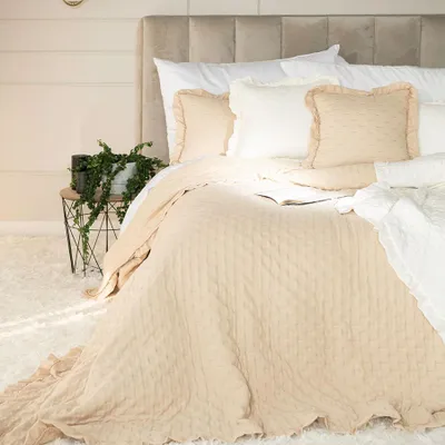 Immagine prodotto di MARKIZETA SAVONA Copriletto decorativo con volant, 200x220cm, colore 112 beige SAVONA/NAP/112/200220/1