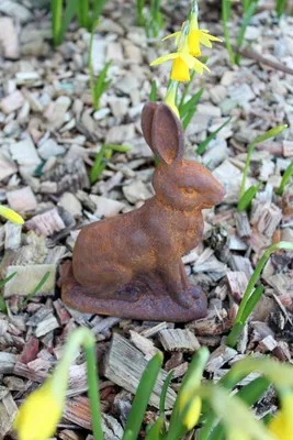 Produktbild von Schwere Garten Deko Tierfigur aus Rost Metall, 18 cm hoch, 10 cm lang