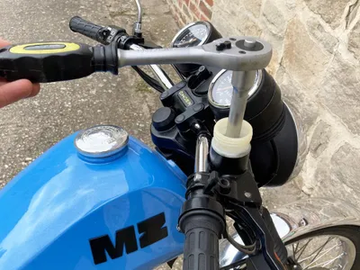 Obrázok produktu pre Nástroj na demontáž hlavného brzdového valca kotúčovej brzdy pre MZ ETZ 125 150 250 251