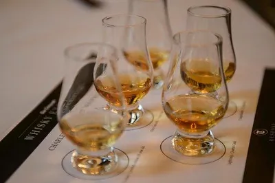 Produktbild von Famanu Whiskyglas in Geschenkverpackung - Kristallglas, spülmaschinenfest
