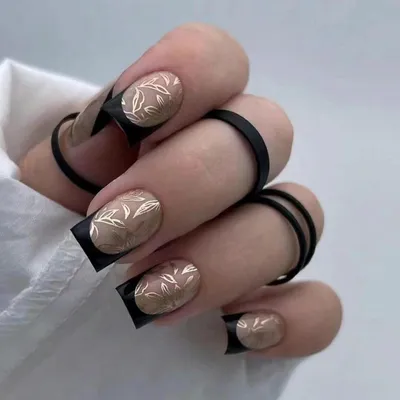 Image de 24 ongles artificiels courts carrés French Design Noir Or Feuilles