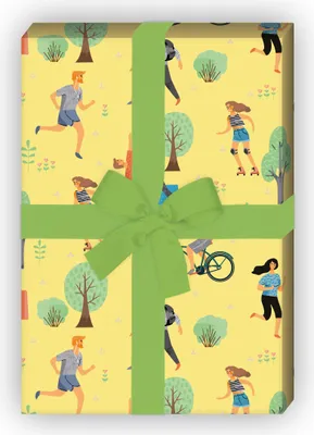 Produktbild von Fröhliches Sommer Geschenkpapier Menschen im Park, gelb zum Einpacken - G11630, 32 x 48cm