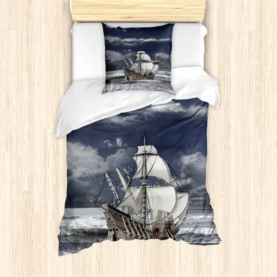 Produktbild von ABAKUHAUS Landschaft Mantele, Karibik Piraten-Schiff, Milbensicher Allergiker geeignet mit Kissenbezügen, 135 cm x 200 cm - 80 x 80 cm, Blau, Grau, Hellgrau