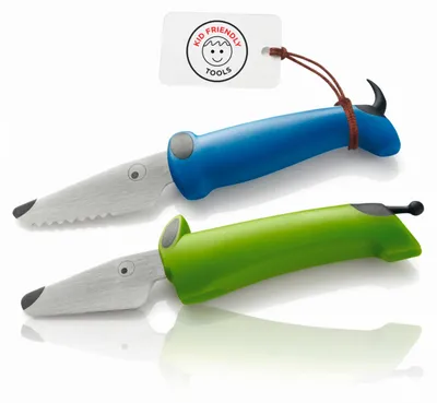Immagine prodotto di KUHN RIKON, set di coltelli da cucina per bambini (2 pezzi), coltelli da cucina per bambini dai 3 anni in su, set di coltelli con protezione per le dita, lama in acciaio inossidabile (verde/blu)