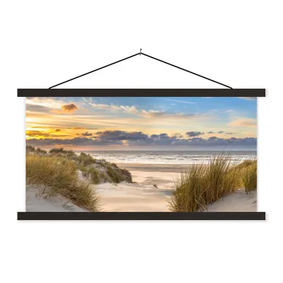 Produktbild von MuchoWow® Textilposter Strand - Düne - Gras - Sonnenuntergang - Meer 150x75 cm mit schwarzem Rahmen - Posterleiste