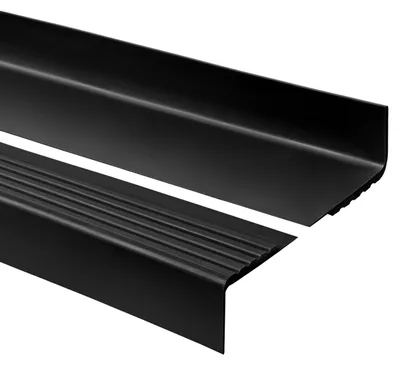 Zdjęcie produktu dla QUEST Profil schodowy PCV 40x40 mm, 1.5m, antypoślizgowy nosek schodowy,  RS, czarny