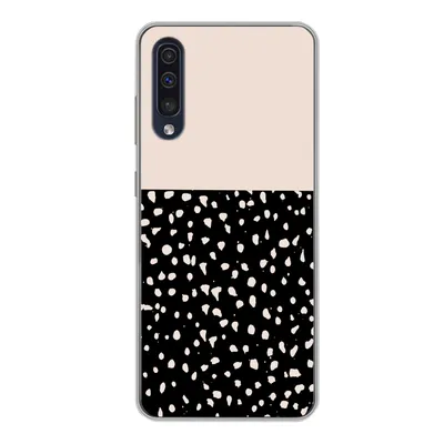 Produktbild von MuchoWow® Handyhülle Schutzhülle Hülle für Samsung Galaxy A50 Polka dots - Beige - Schwarz Silikon Softcase Handy Hülle - Mobiltelefonhülle