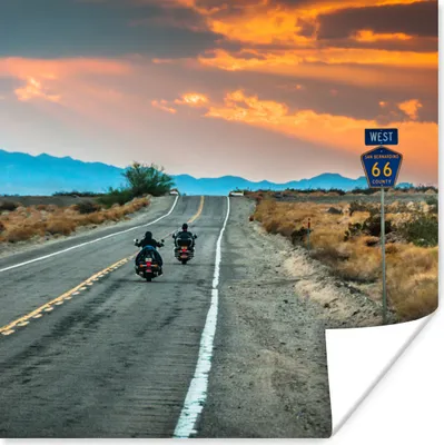 Produktbild von MuchoWow® Poster Zwei Motorräder auf der Route 66 50x50 cm - Wohnzimmerdekoration