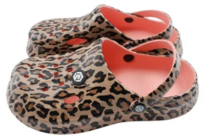 Produktbild von Damen Clogs Leo » günstige Damenschuhe » Clogs mit Leoparden-Muster » Sommer & Frühling Garten Schuhe mit Riemen und Cut-Outs: Rosa / 38-39 Farbe: Rosa Schuhgröße: 38-39