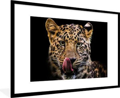 Produktbild von MuchoWow® MuchoWow® Gerahmtes Poster Leopard - Schwarz - Nahaufnahme 90x60 cm - Poster mit zchwarzem Bilderrahmen - Wanddekoration - Fotos