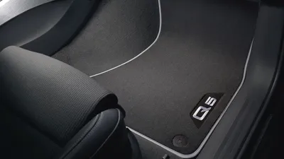 Zdjęcie produktu dla 2x Oryginalne welurowe tekstylne dywaniki podłogowe Audi premium FRONT do Audi Q5