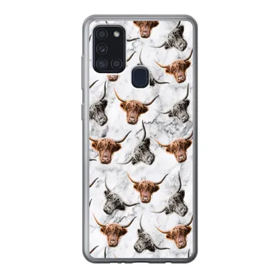 Produktbild von MuchoWow® Handyhülle Schutzhülle Hülle für Samsung Galaxy A21s Schottischer Highlander - Kuh - Marmor Silikon Softcase Handy Hülle - Hartschale