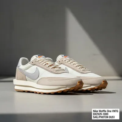 Zdjęcie produktu dla Nike Waffle One Vintage – Timeless Elegance (DX2929-100) rozm 42.5