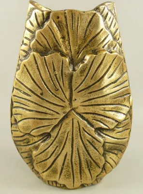 Produktbild von Casa Padrino Deko Vase Bronze H. 27 cm - Aluminium Blumenvase - Deko Accessoires