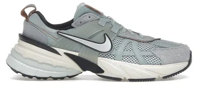 Produktbild von Nike V2K Run Light Pumic Black Chrome (Women's) - EU 45.5