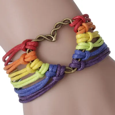 Produktbild von Gay Pride Herz Charm Mehrschichtiger Regenbogen Seil Armband Armreif Lesbischer Schmuck