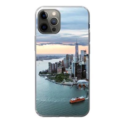 Produktbild von MuchoWow® Handyhülle Schutzhülle Hülle für iPhone 13 Pro Luftaufnahme von New York Silikon Softcase Handy Hülle - Handy-Tasche