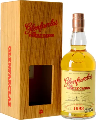 Produktbild von Glenfarclas The Family Casks 1993/2021 Whisky 57,6% Vol. 0,7l in Geschenkbox aus Holz